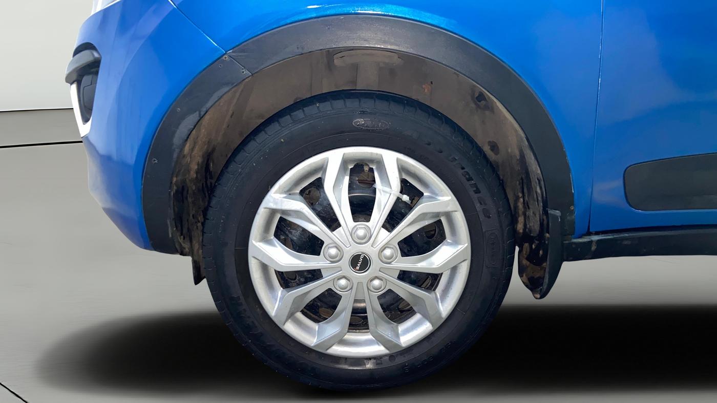 2018 Tata NEXON XZ DIESEL, Diesel, Manual, 1,10,350 km, Left Front Wheel