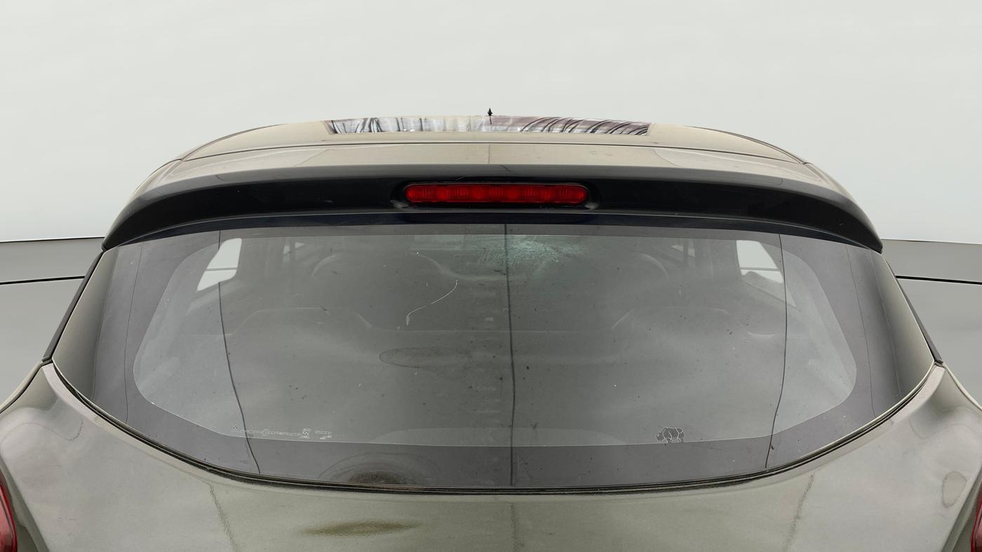 2023 Tata PUNCH ADVENTURE CAMO MT, Petrol, Manual, 35,882 km, Rear Windshield