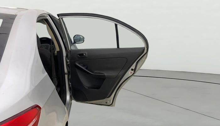 2016 Tata Zest XM PETROL, Petrol, Manual, 60,688 km, RHS Rear Door