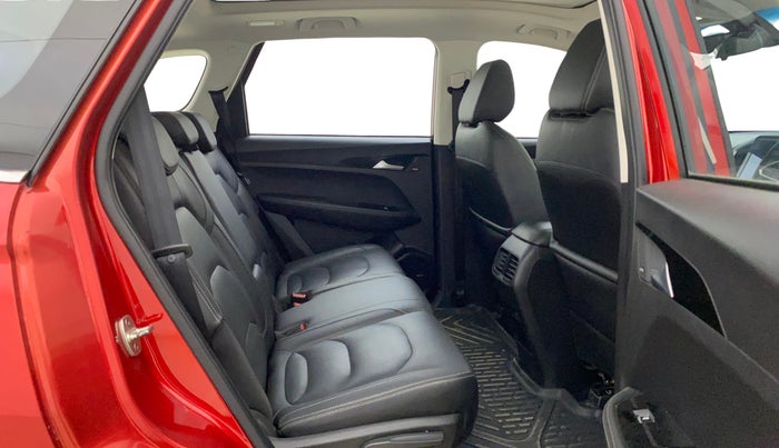 2020 MG HECTOR SHARP 1.5 DCT PETROL, Petrol, Automatic, 97,900 km, Right Side Rear Door Cabin