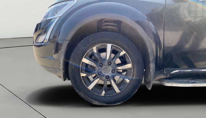 2019 Mahindra XUV500 W11 AT, Diesel, Automatic, 53,985 km, Left Front Wheel