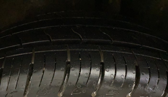 2016 Ford Ecosport TITANIUM 1.5L PETROL, Petrol, Manual, 52,465 km, Left Rear Tyre Tread