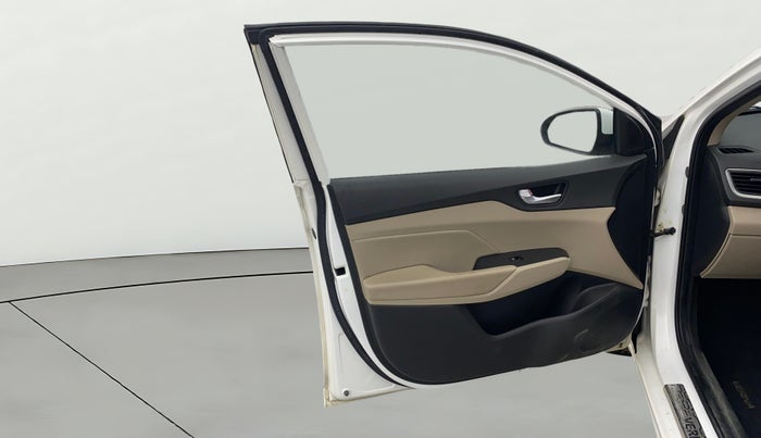 2019 Hyundai Verna 1.6 VTVT SX O, Petrol, Manual, 59,097 km, LHS Front Door