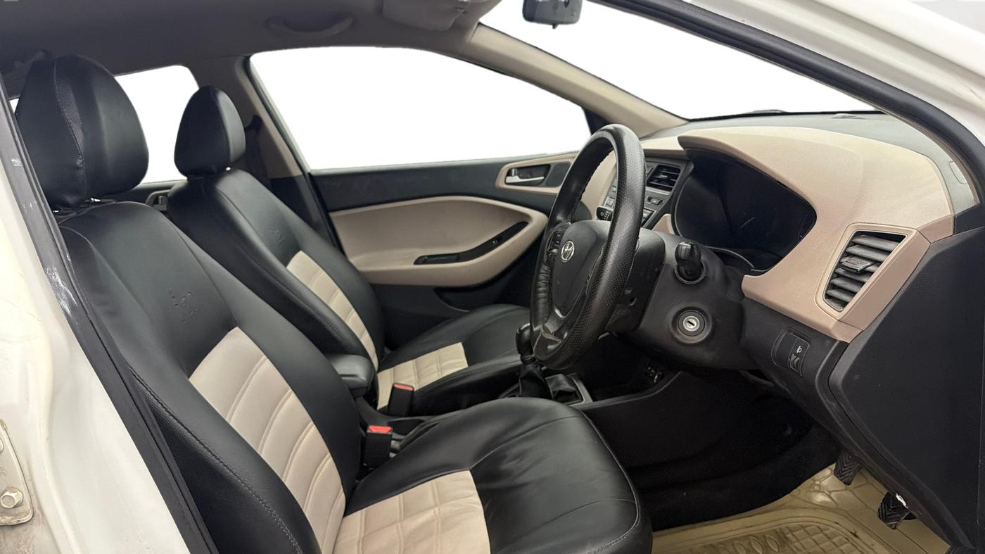 2015 Hyundai Elite i20 MAGNA 1.2, Petrol, Manual, 48,802 km, Right Side Front Door Cabin