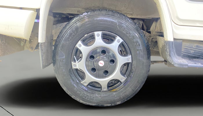 2020 Mahindra Bolero B6 (O), Diesel, Manual, 1,00,394 km, Right Rear Wheel