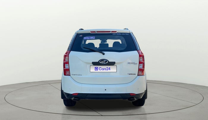 2015 Mahindra XUV500 W8, Diesel, Manual, 77,616 km, Back/Rear