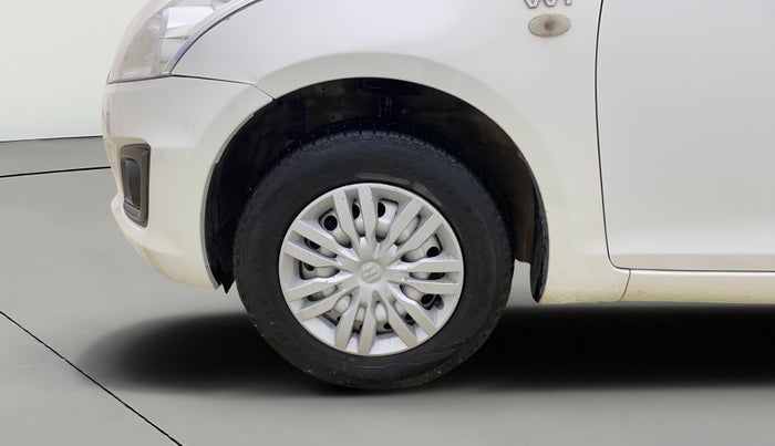 2017 Maruti Swift LXI (O), Petrol, Manual, 68,124 km, Left Front Wheel