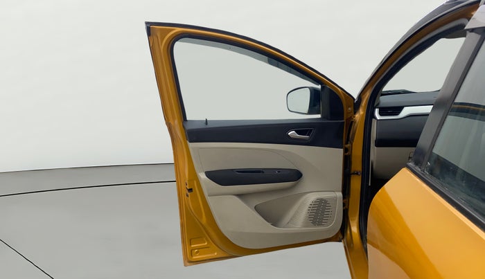 2021 Renault TRIBER RXZ, Petrol, Manual, 40,432 km, LHS Front Door