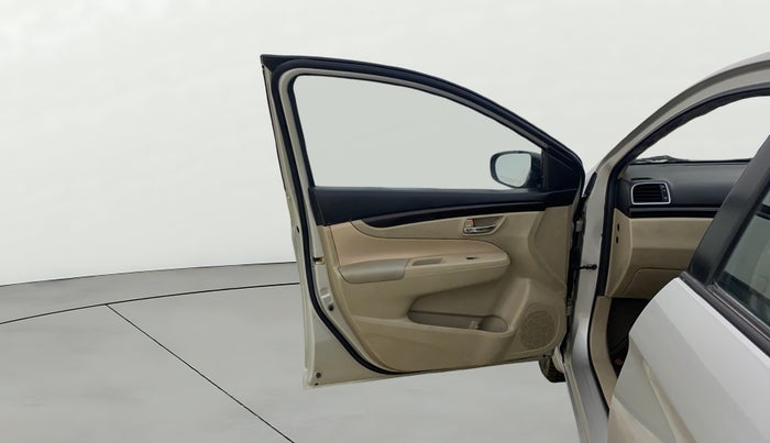 2018 Maruti Ciaz DELTA 1.4 MT PETROL, Petrol, Manual, 1,48,426 km, LHS Front Door