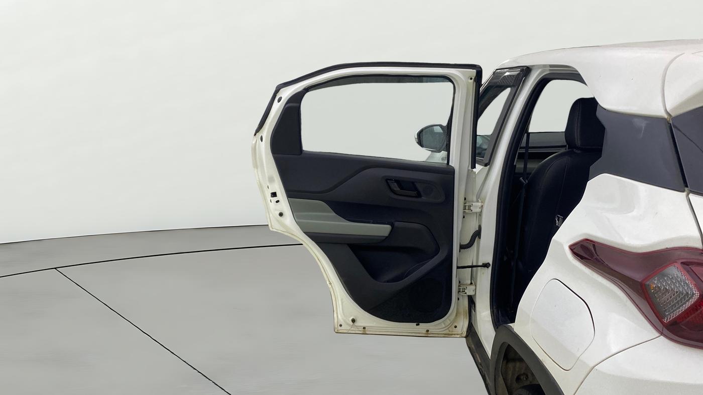 2024 Tata PUNCH ADVENTURE RHYTHM CNG, CNG, Manual, 13,395 km, LHS Rear Door