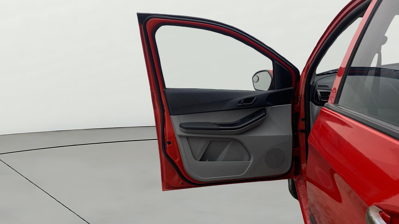 2021 Tata Tiago XT PETROL, Petrol, Manual, 55,665 km, LHS Front Door