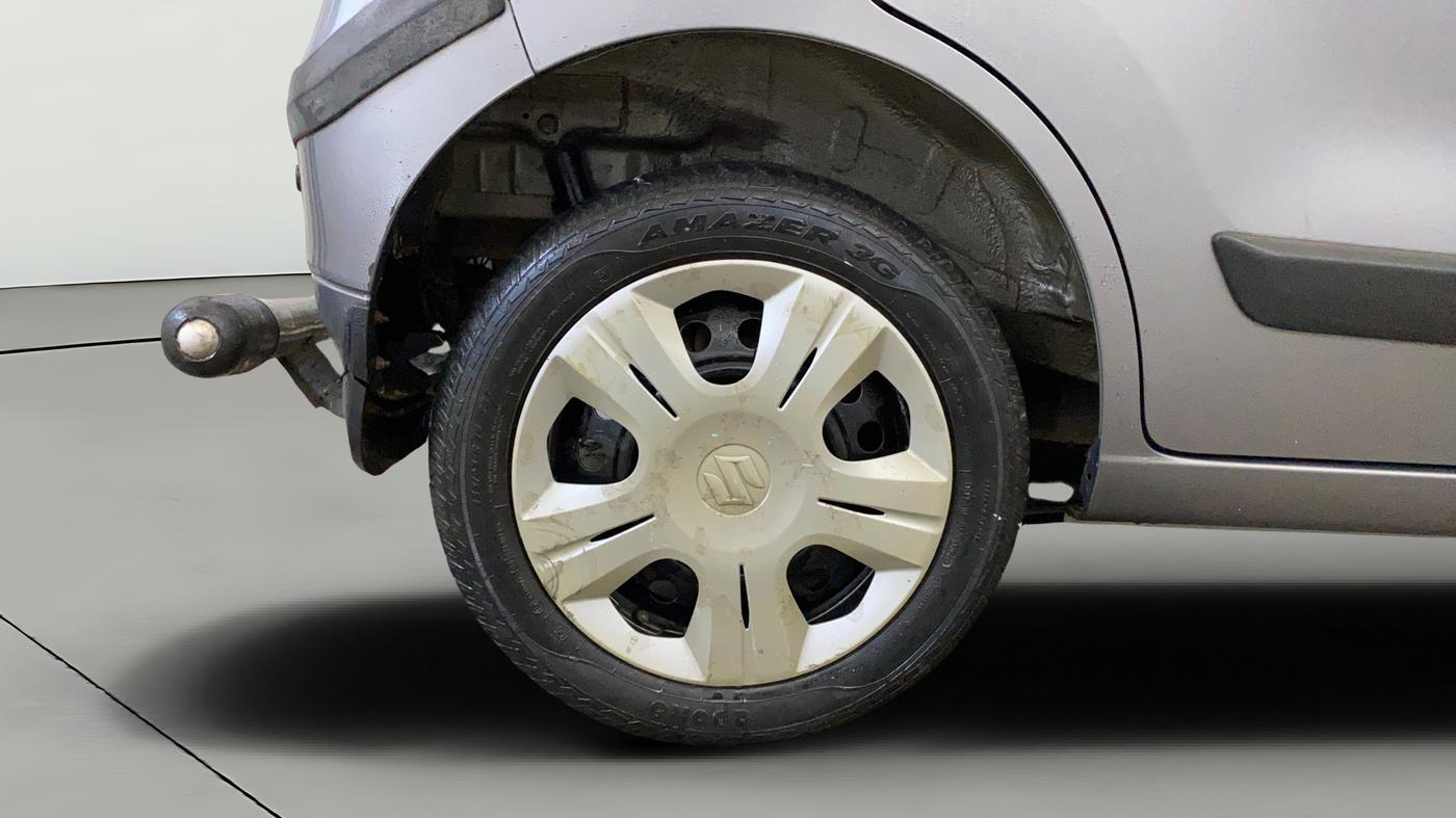 2015 Maruti Wagon R 1.0 VXI, Petrol, Manual, 18,186 km, Right Rear Wheel
