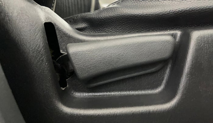 2016 Maruti Alto K10 VXI, Petrol, Manual, 26,326 km, Driver Side Adjustment Panel
