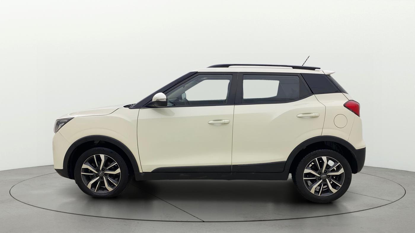 2021 Mahindra XUV300 W8 (O) 1.2 PETROL, Petrol, Manual, 78,893 km, Left Side