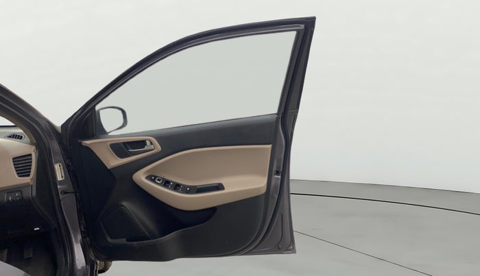 2016 Hyundai Elite i20 ASTA 1.2 (O), Petrol, Manual, 1,00,016 km, RHS Front Door