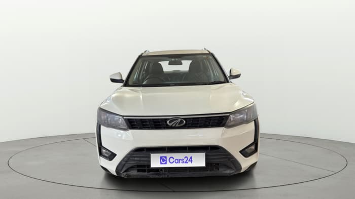 2021 Mahindra XUV300 W4 1.2 PETROL, Petrol, Manual, 87,158 km, Front