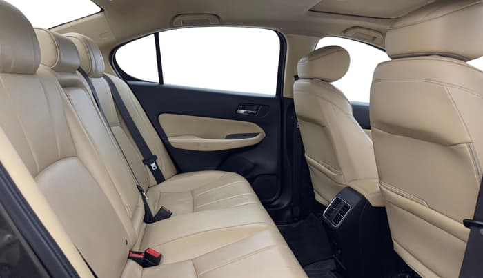 2020 Honda City 1.5L I-VTEC ZX CVT, Petrol, Automatic, 96,318 km, Right Side Rear Door Cabin