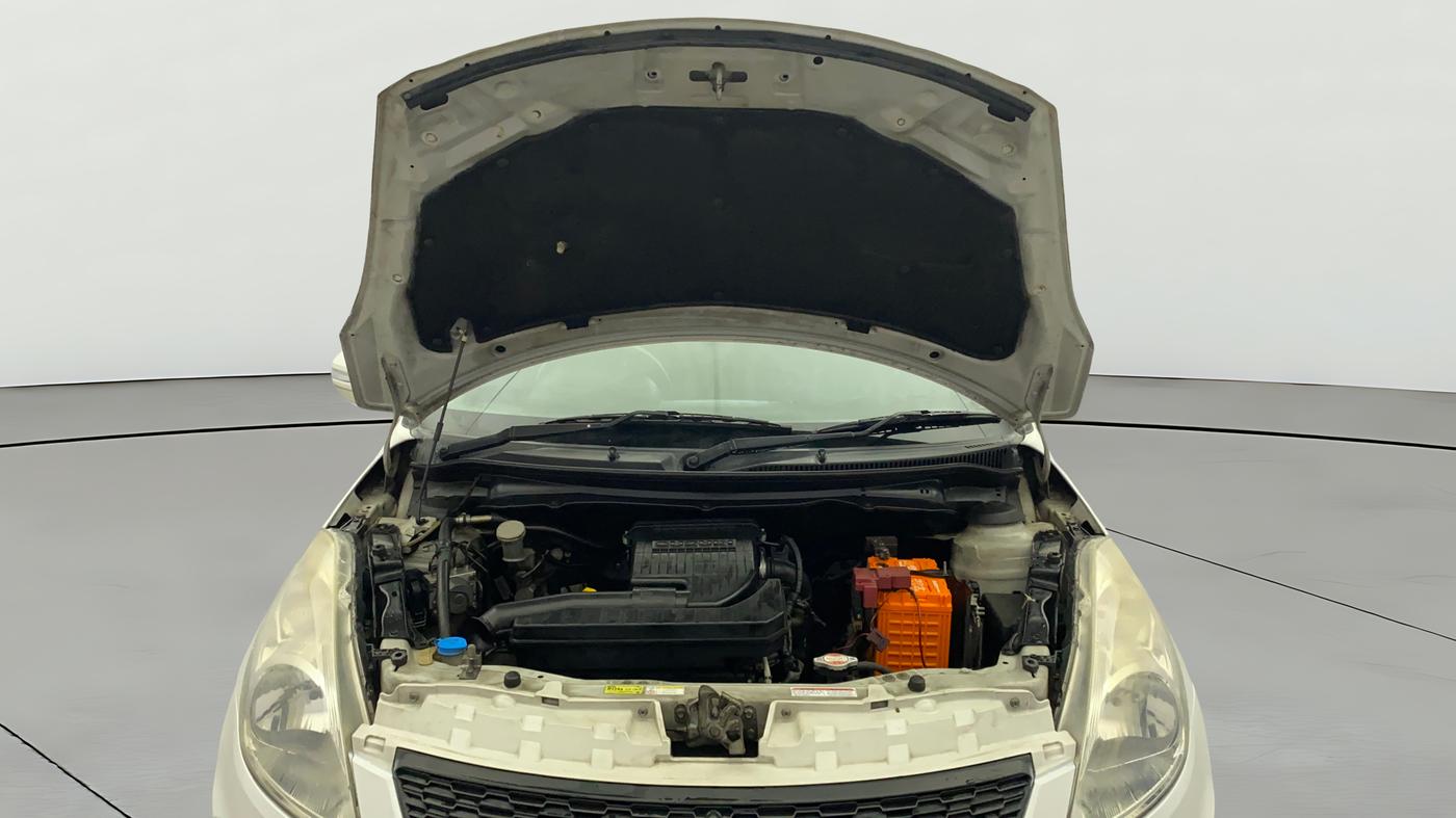 2015 Maruti Swift ZXI, Petrol, Manual, 1,19,485 km, Open Bonet