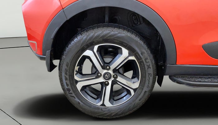 2023 Tata NEXON XZA PLUS SUNROOF PETROL, Petrol, Automatic, 8,848 km, Right Rear Wheel