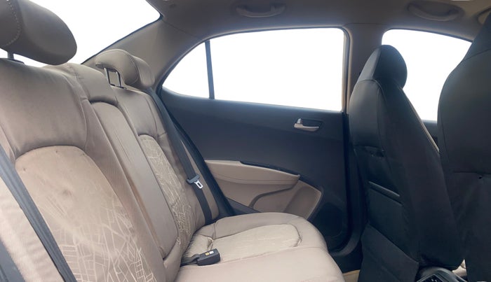 2014 Hyundai Xcent S 1.1 CRDI (O), Diesel, Manual, 1,08,453 km, Right Side Rear Door Cabin