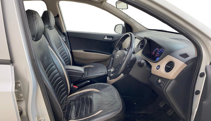 2018 Hyundai Grand i10 ASTA 1.2 KAPPA VTVT, CNG, Manual, 62,098 km, Right Side Front Door Cabin