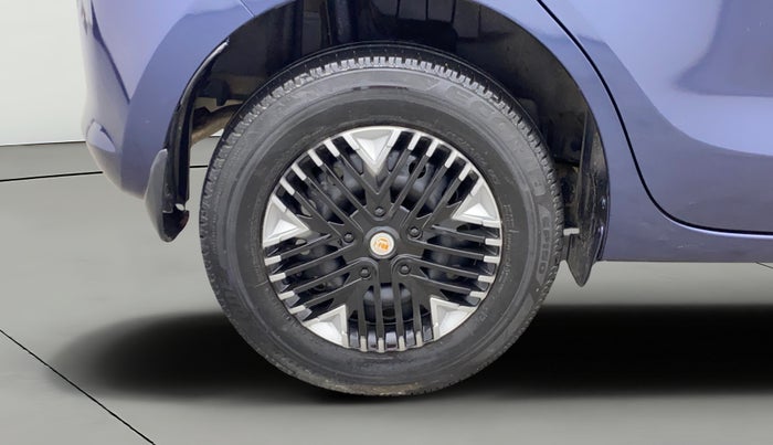 2019 Maruti Swift VXI, Petrol, Manual, 18,641 km, Right Rear Wheel