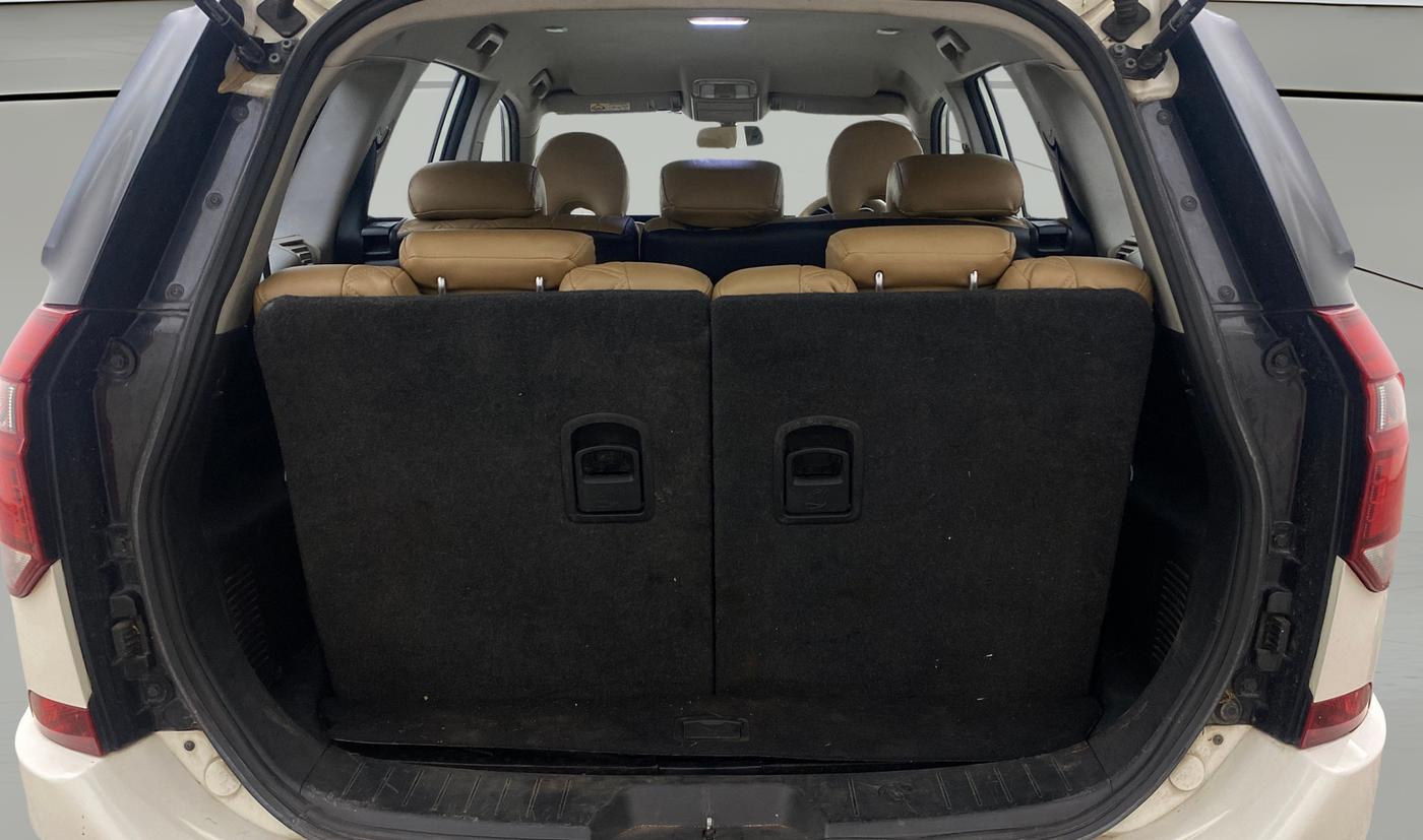 2020 Mahindra XUV500 W7, Diesel, Manual, 44,835 km, Boot Open Zoomed View