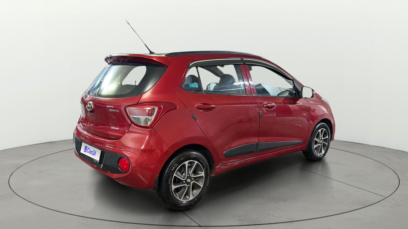 2018 Hyundai Grand i10 SPORTZ AT 1.2 KAPPA VTVT, Petrol, Automatic, 28,328 km, Right Back Diagonal