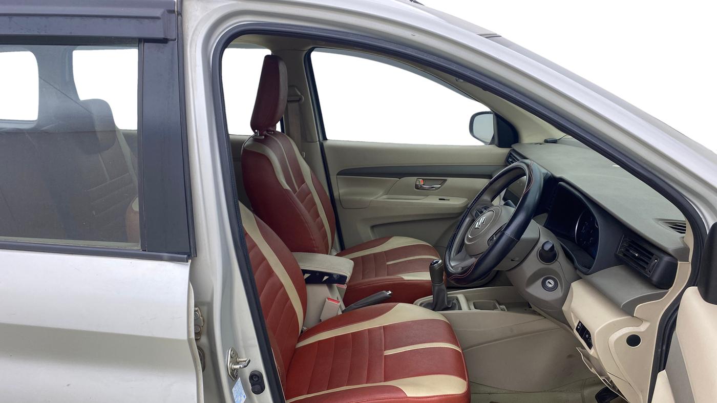 2022 Maruti Ertiga VXI SHVS, Petrol, Manual, 9,786 km, Right Side Front Door Cabin