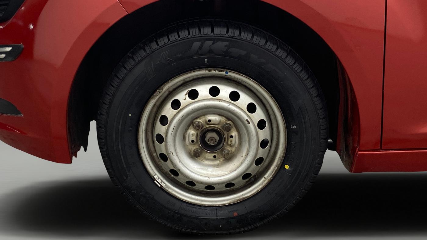 2021 Tata ALTROZ XM PETROL, Petrol, Manual, 53,015 km, Left Front Wheel