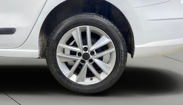 2018 Skoda Rapid STYLE 1.6 MPI AT, Petrol, Automatic, 68,232 km, Left Rear Wheel