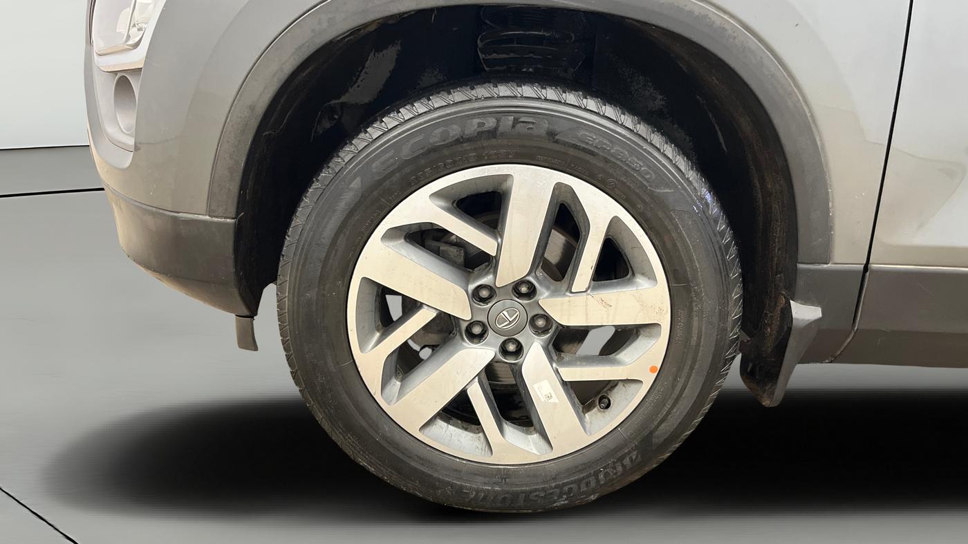 2021 Tata Safari XZA PLUS, Diesel, Automatic, 92,954 km, Left Front Wheel