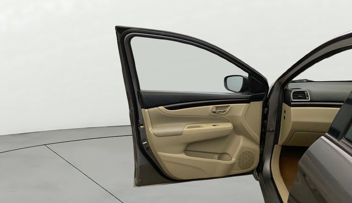 2017 Maruti Ciaz ZETA 1.4  MT PETROL, Petrol, Manual, 94,660 km, LHS Front Door