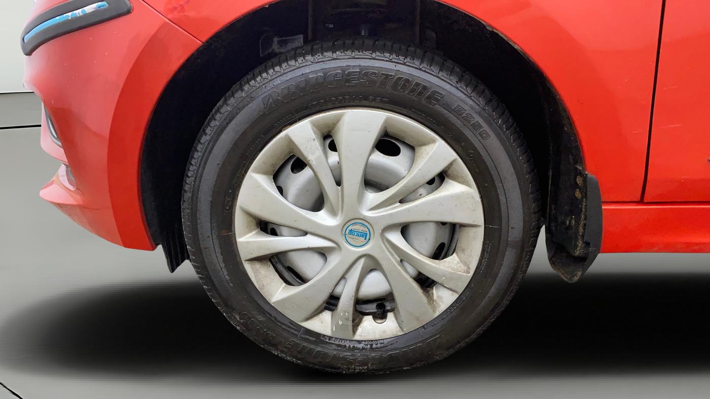 2021 Tata Tiago XE PETROL, Petrol, Manual, 12,762 km, Left Front Wheel