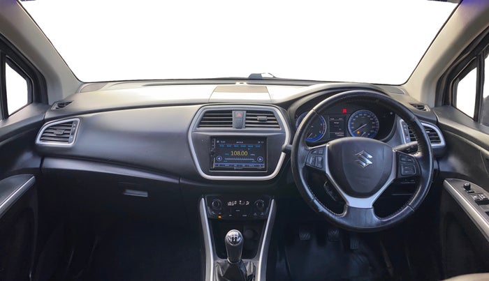 2015 Maruti S Cross ALPHA 1.3, Diesel, Manual, 74,524 km, Dashboard