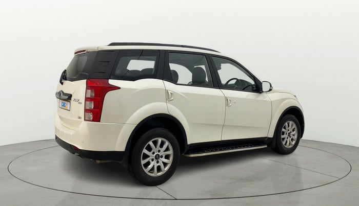 2017 Mahindra XUV500 W9, Diesel, Manual, 74,687 km, Right Back Diagonal