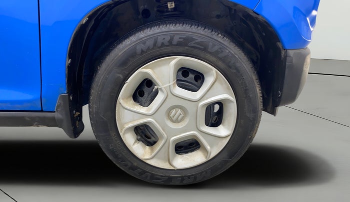 2021 Maruti S PRESSO VXI+, Petrol, Manual, 21,717 km, Right Front Wheel