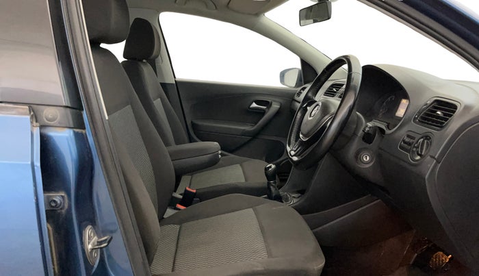 2017 Volkswagen Vento COMFORTLINE 1.6, Petrol, Manual, 75,158 km, Right Side Front Door Cabin