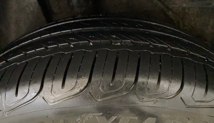2021 Tata ALTROZ XZ DIESEL, Diesel, Manual, 72,947 km, Right Rear Tyre Tread