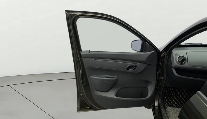 2016 Renault Kwid RXT 0.8 (O), Petrol, Manual, 94,705 km, LHS Front Door