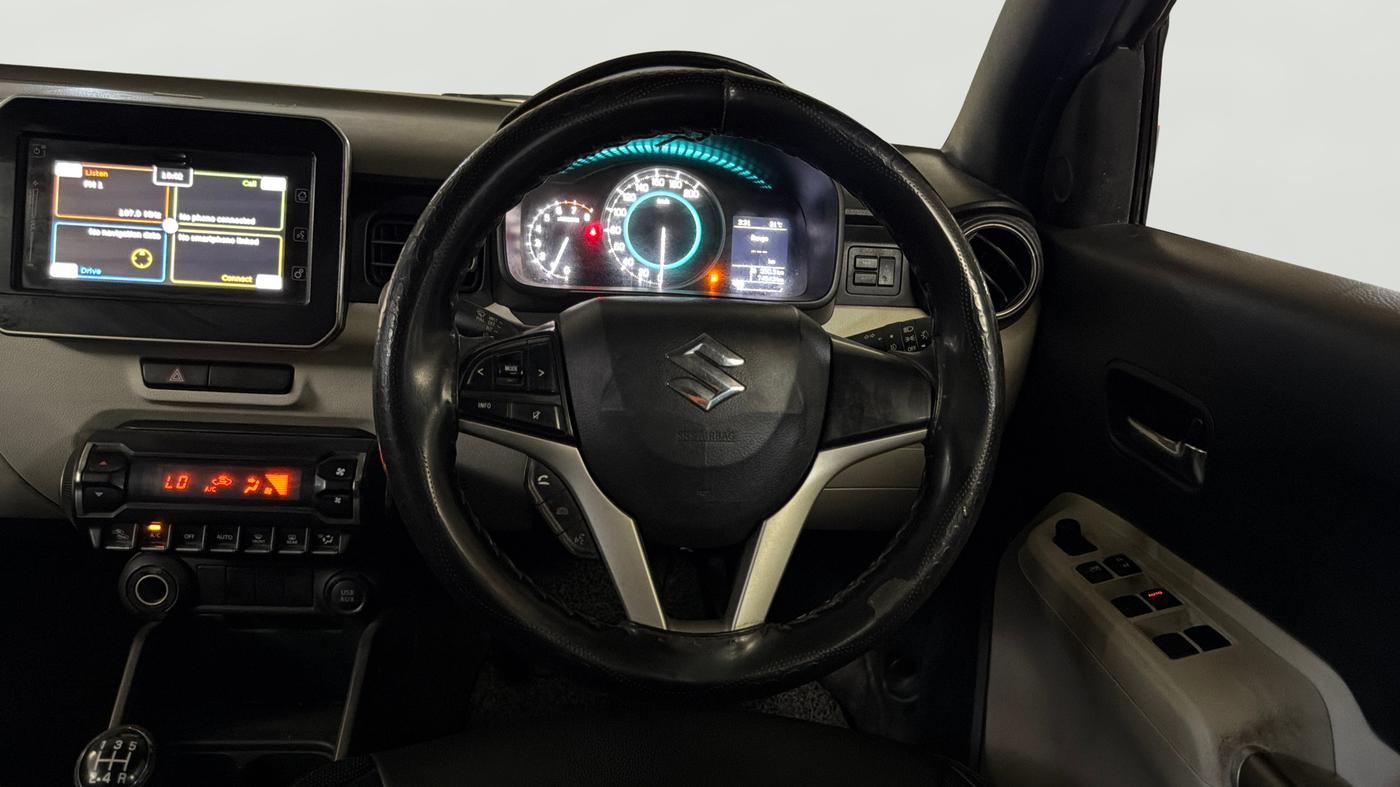 2017 Maruti IGNIS ALPHA 1.2, Petrol, Manual, 74,535 km, Steering Wheel Close Up