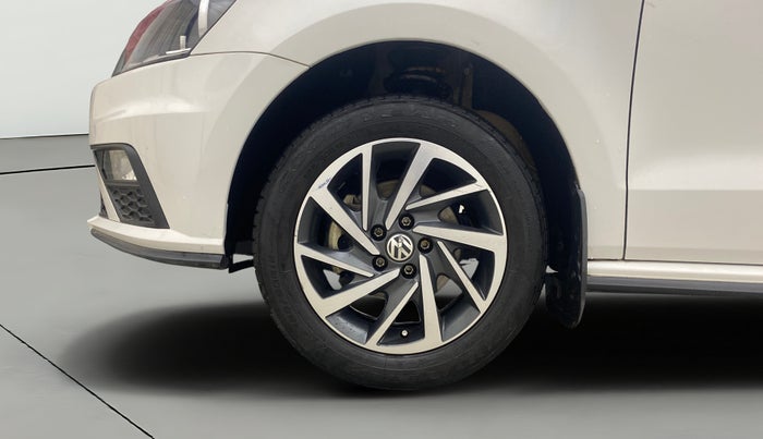 2020 Volkswagen Polo COMFORTLINE PLUS 1.0L MPI, Petrol, Manual, 40,106 km, Left Front Wheel