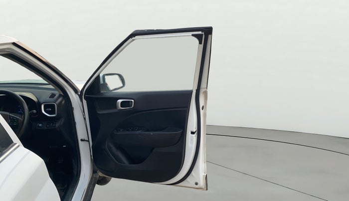 2019 Hyundai VENUE SX PLUS 1.0 TURBO DCT, Petrol, Automatic, 37,695 km, RHS Front Door