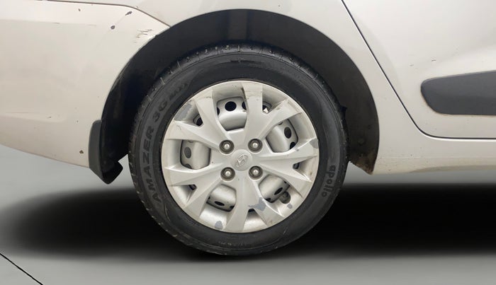 2018 Hyundai Xcent E, CNG, Manual, 54,997 km, Right Rear Wheel