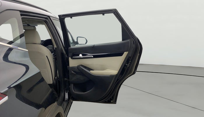 2022 KIA SELTOS HTX IVT 1.5 PETROL, Petrol, Automatic, 1,04,348 km, RHS Rear Door