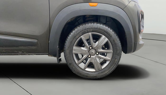 2022 Renault Kwid CLIMBER AMT 1.0, Petrol, Automatic, 20,835 km, Right Front Wheel