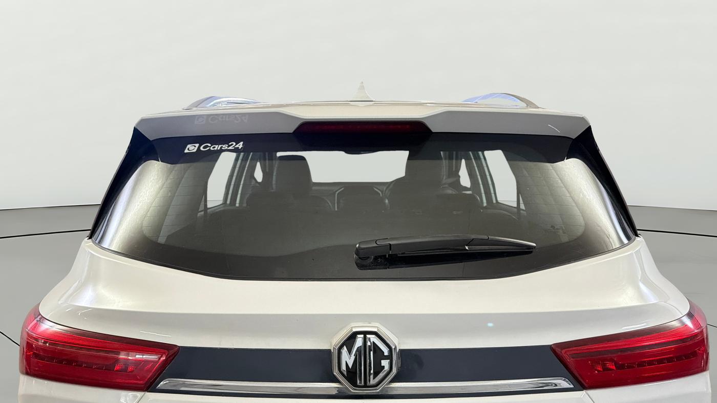 2021 MG HECTOR SUPER HYBRID 1.5 PETROL, Petrol, Manual, 38,638 km, Rear Windshield