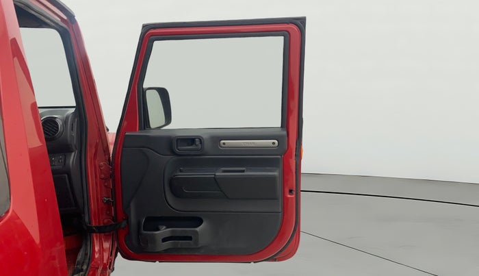 2021 Mahindra Thar LX PETROL HT 4WD AT, Petrol, Automatic, 25,942 km, RHS Front Door