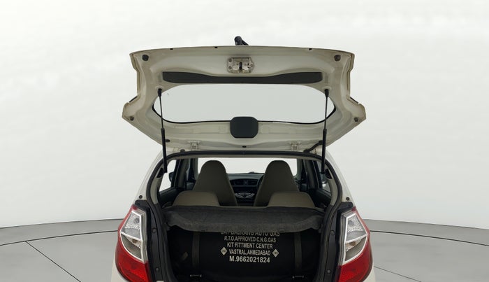 2016 Maruti Alto K10 VXI AMT, CNG, Automatic, 80,754 km, Boot Door Open