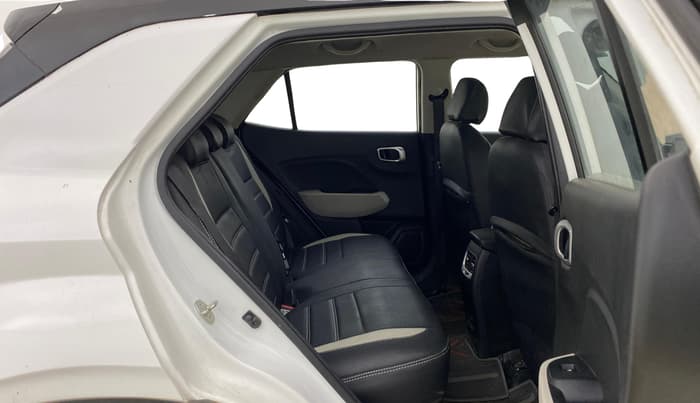 2023 Hyundai VENUE S(O) 1.2, Petrol, Manual, 19,732 km, Right Side Rear Door Cabin